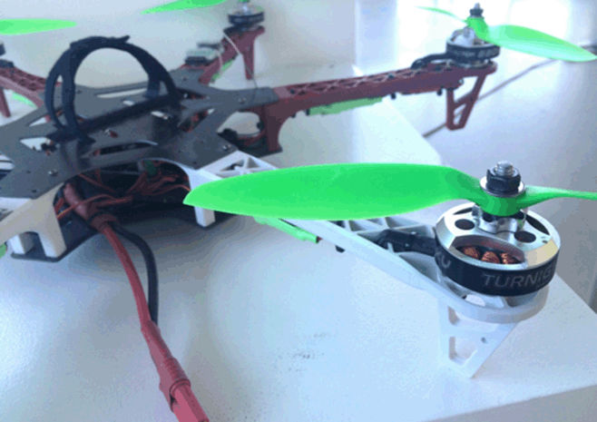 Endnu tøver erhvervslivet i Danmark over for droneteknologien. Det viser den første danske kortlægning af brug af droner professionelt i Danmark. Men potentialet for dansk droneteknologi er stort.