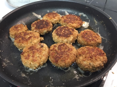 Frikadeller p panden