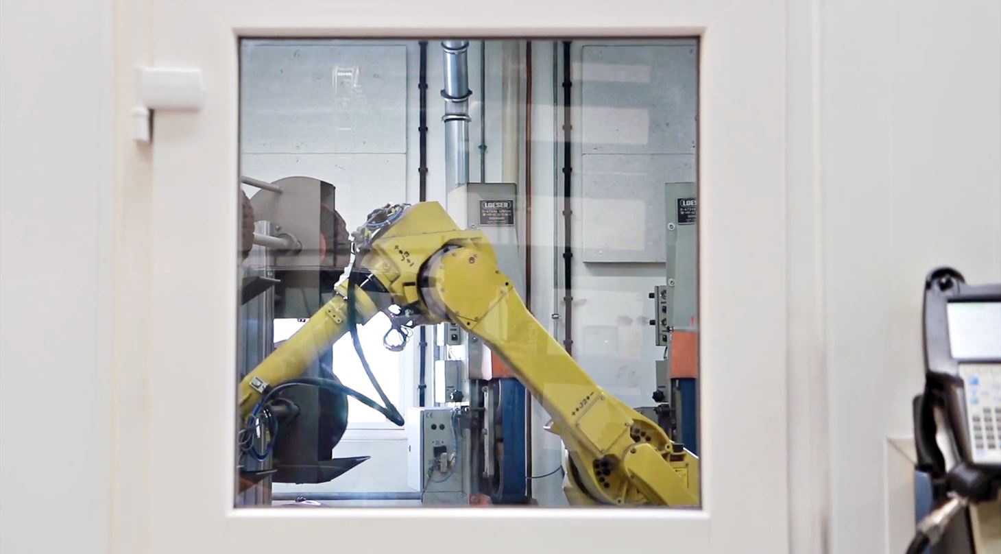 Robot i produktion ved MADE-virksomhedsbesøg