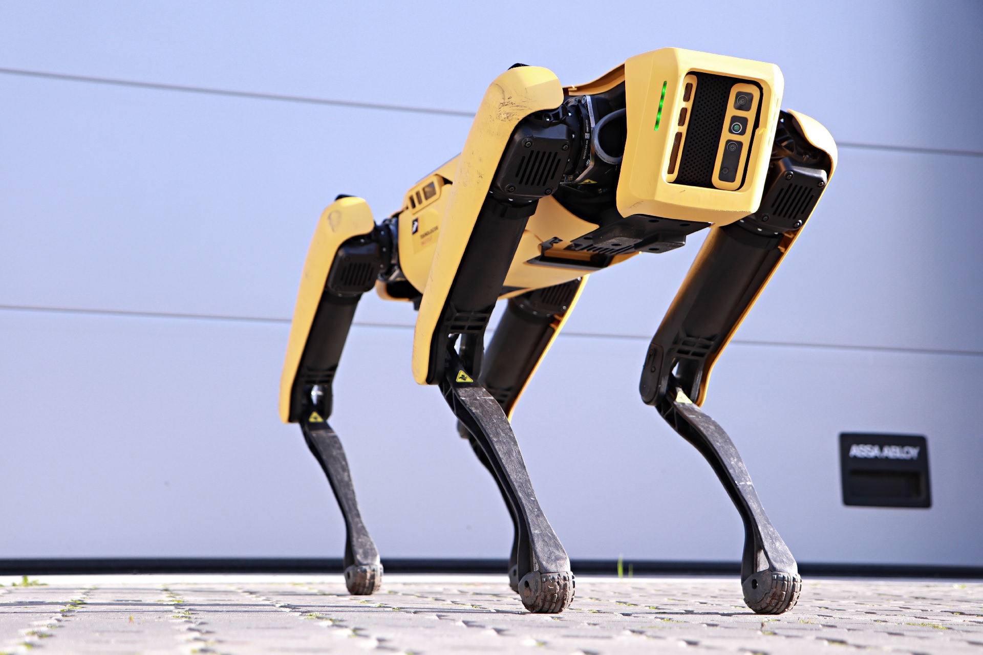 navn Es komplikationer Nyt Autonomous Robotics Lab skal få robotterne ud i vores hverdag - Ydelser  - Teknologisk Institut