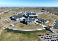 European Spallation Source er et pan-europisk projekt med 13 europiske nationer som deltager, inklusive vrtsnationerne, Danmark og Sverige.