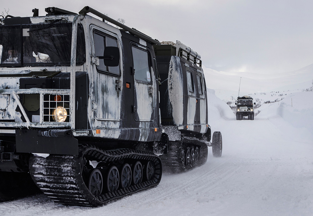 Arctic defence vehicle
